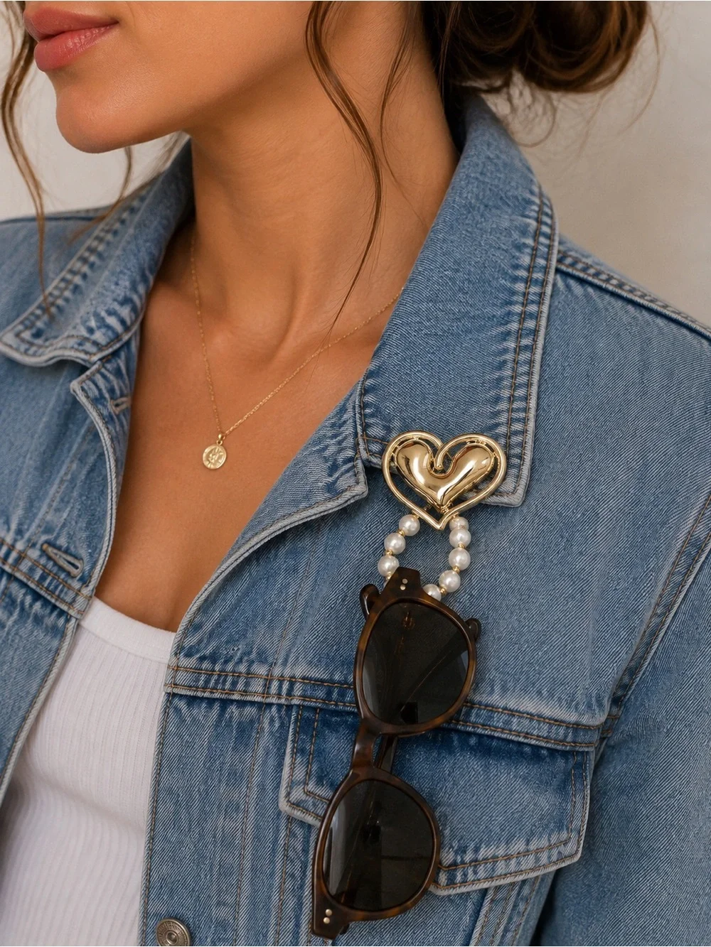 Gold Heart Pearl Sunglass Holder Brooch - Women Jewelry